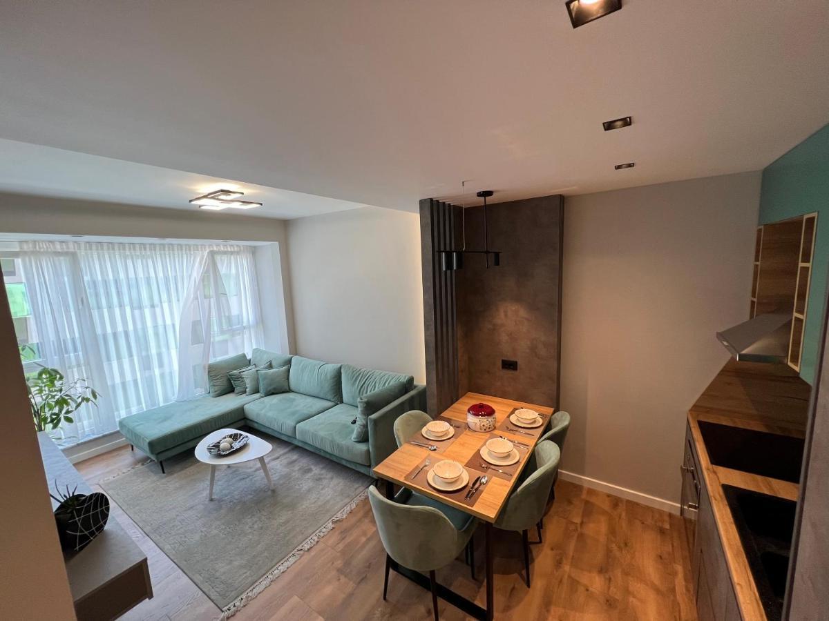 Aia Suites & Apartments Tirana Bagian luar foto