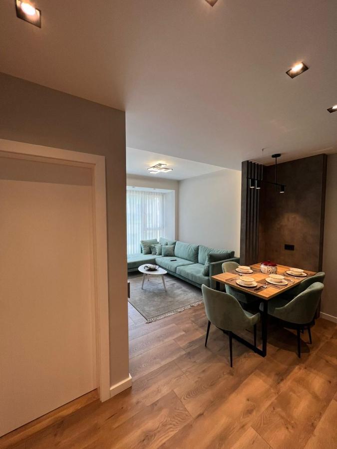 Aia Suites & Apartments Tirana Bagian luar foto