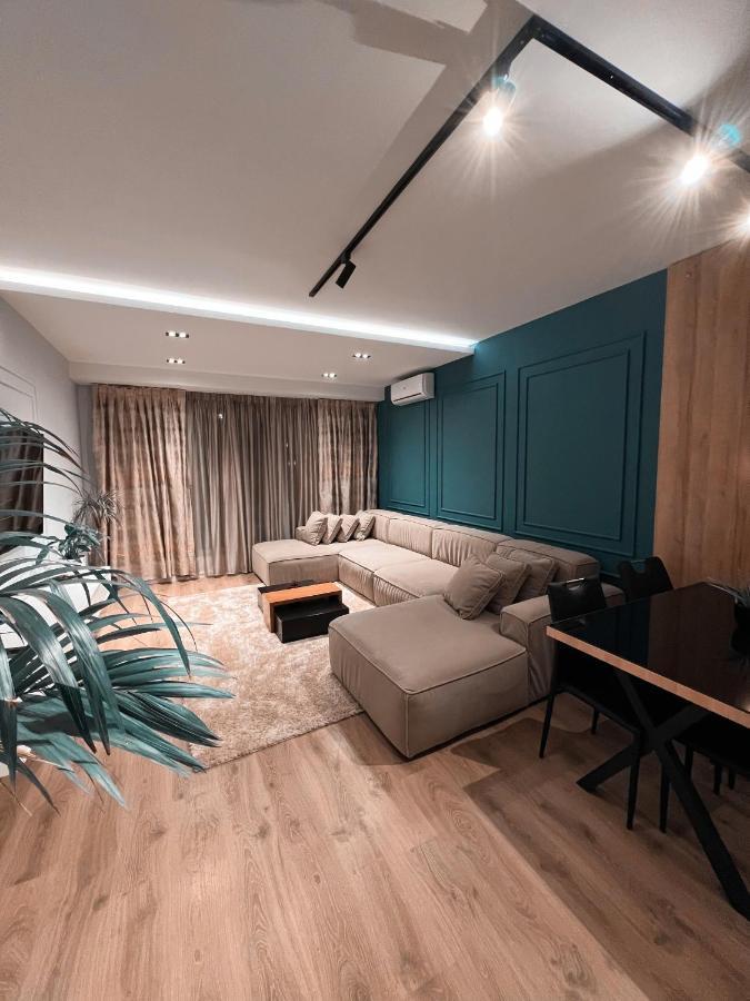 Aia Suites & Apartments Tirana Bagian luar foto