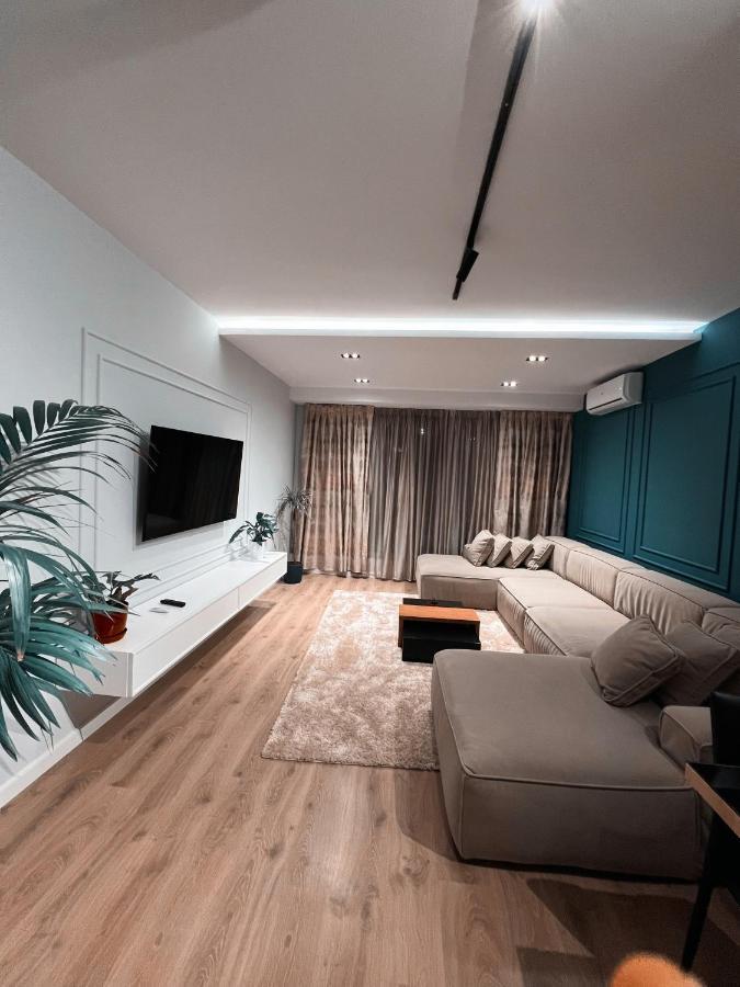 Aia Suites & Apartments Tirana Bagian luar foto