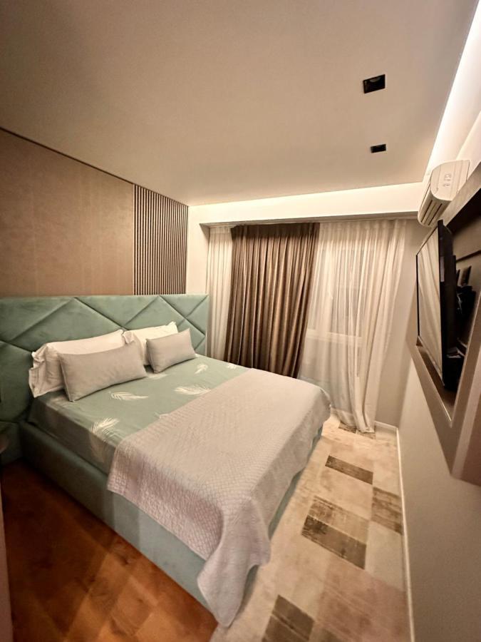 Aia Suites & Apartments Tirana Bagian luar foto