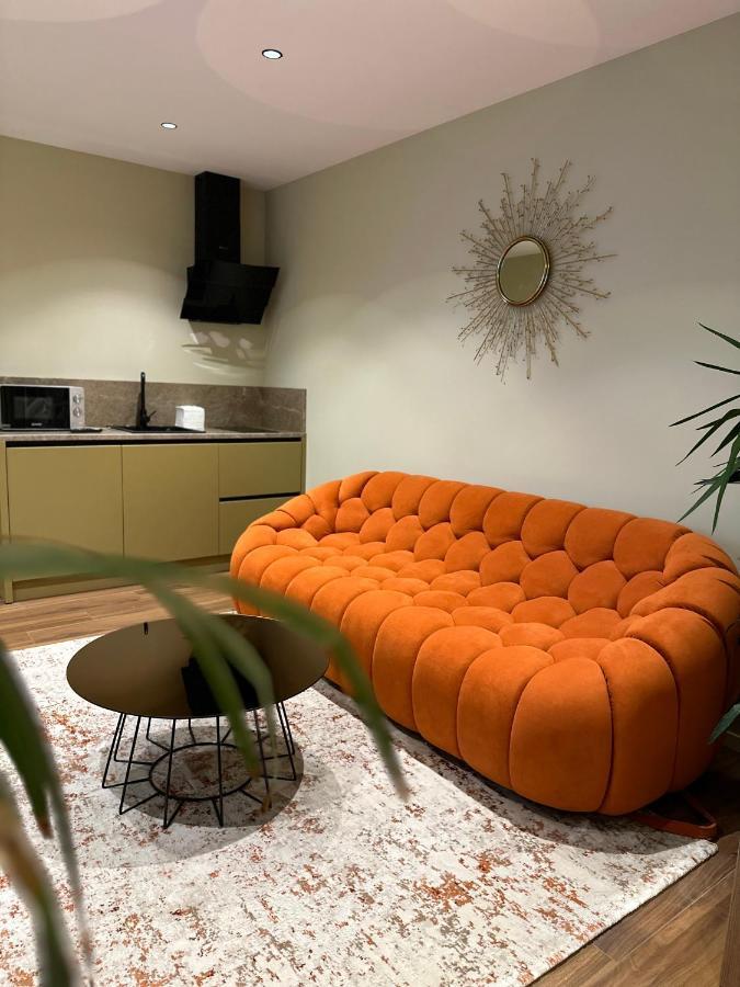 Aia Suites & Apartments Tirana Bagian luar foto