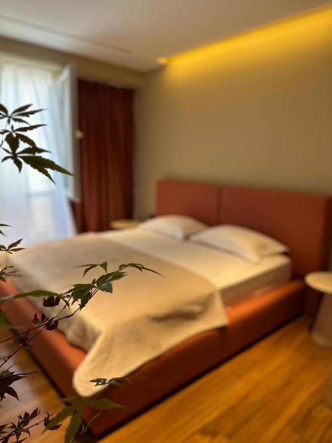 Aia Suites & Apartments Tirana Bagian luar foto