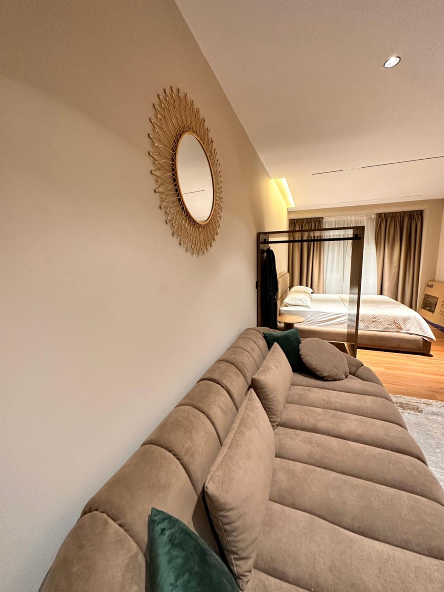 Aia Suites & Apartments Tirana Bagian luar foto
